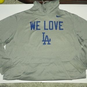 Nike therma-fit hooded sweatshirt brand new